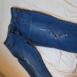 Seven7 brand size 12 legging distressed jeans